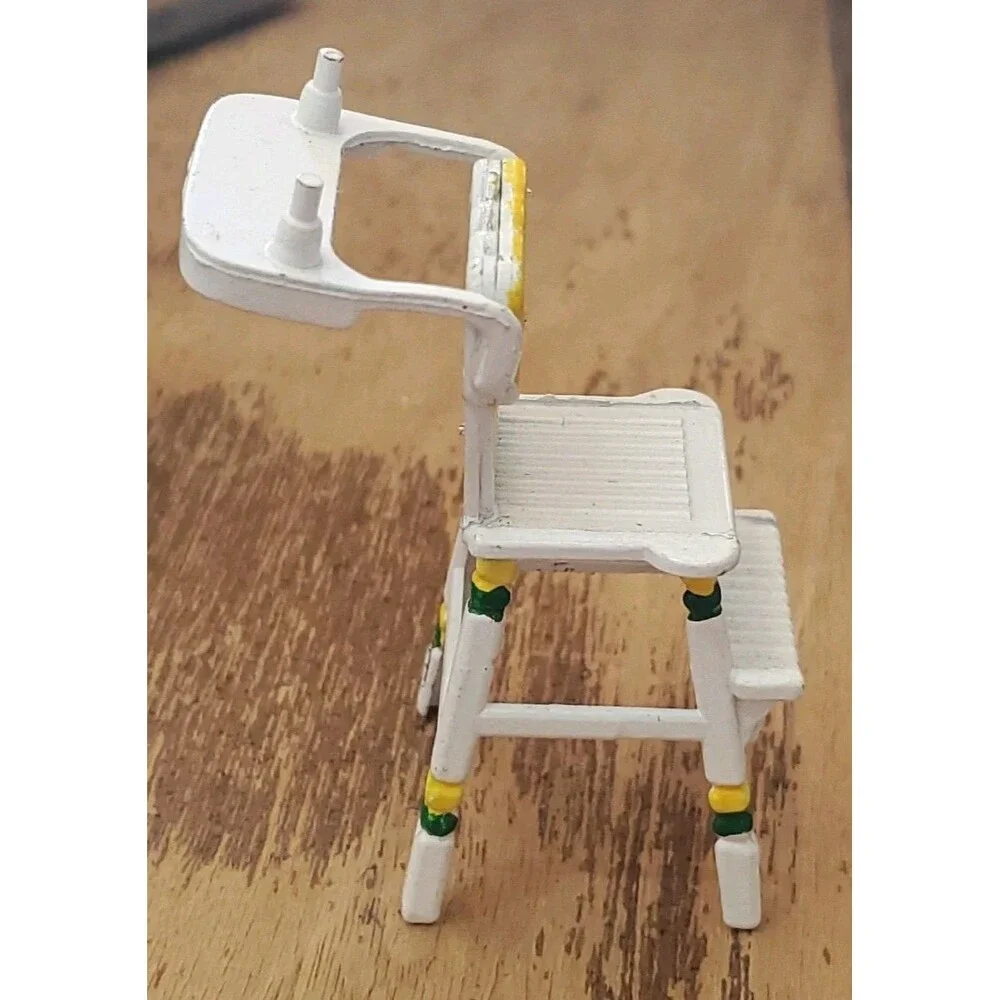 Vintage Durham Industries 1977 Die Cast Metal Baby Highchair Doll Playhouse Toy